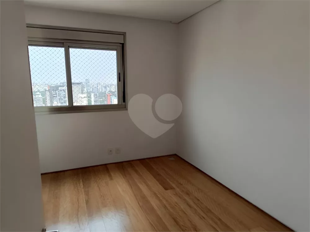 Apartamento, 3 quartos, 332 m² - Foto 2