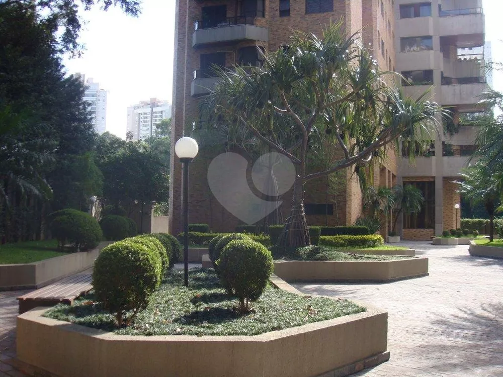 Apartamento, 4 quartos, 244 m² - Foto 4