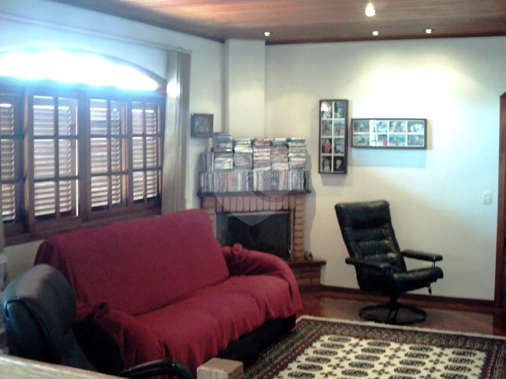 Casa, 4 quartos, 135 m² - Foto 1