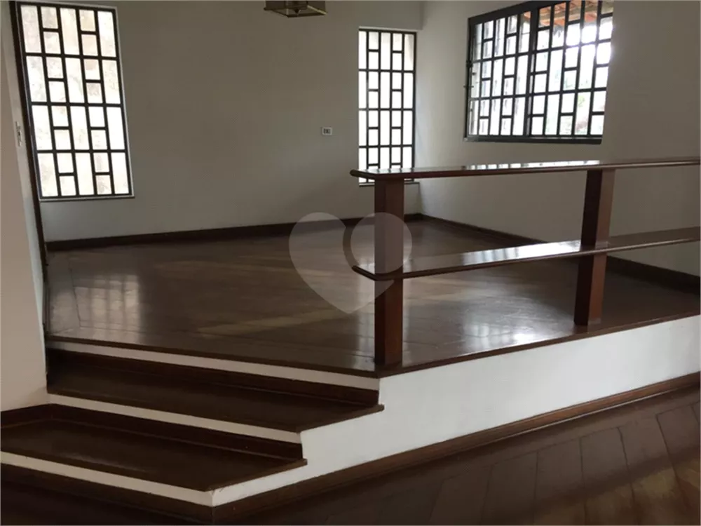 Casa, 3 quartos, 377 m² - Foto 1