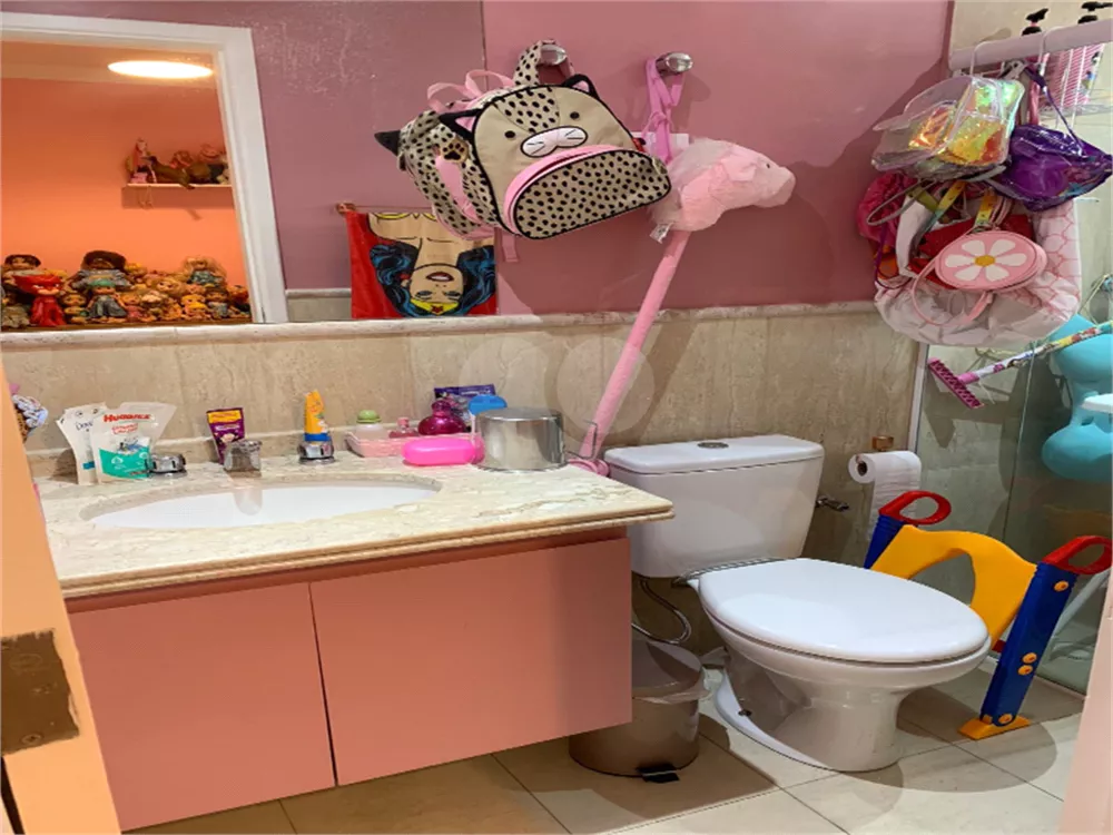 Apartamento, 3 quartos, 135 m² - Foto 1