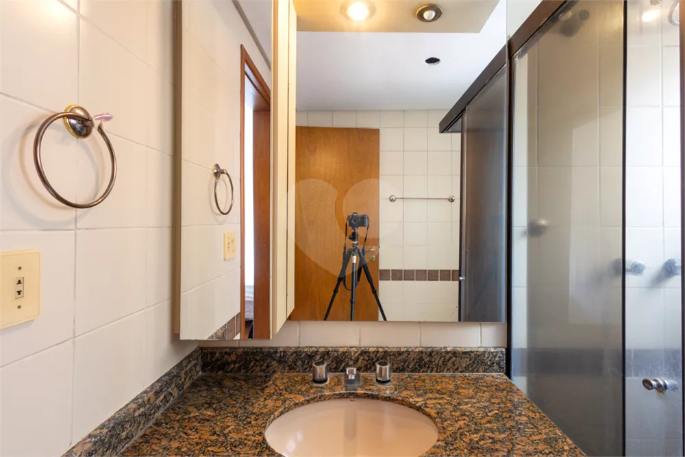 Apartamento, 4 quartos, 193 m² - Foto 2
