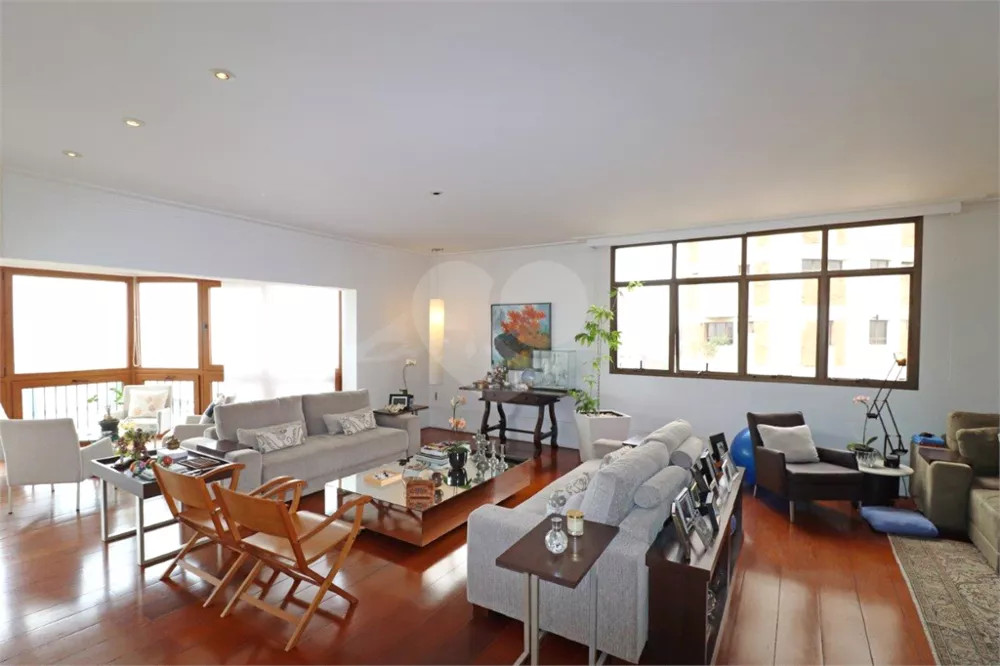 Apartamento, 3 quartos, 295 m² - Foto 2