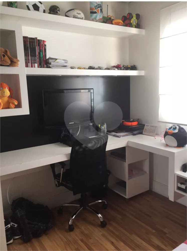 Apartamento, 4 quartos, 205 m² - Foto 1