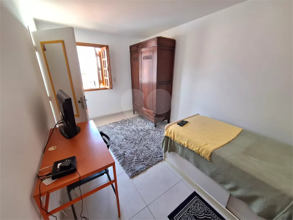 Casa, 5 quartos, 231 m² - Foto 1