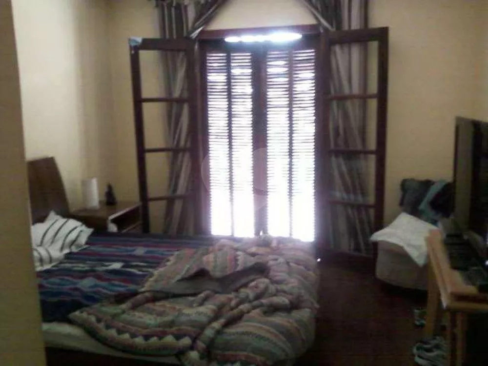 Casa, 3 quartos, 220 m² - Foto 1