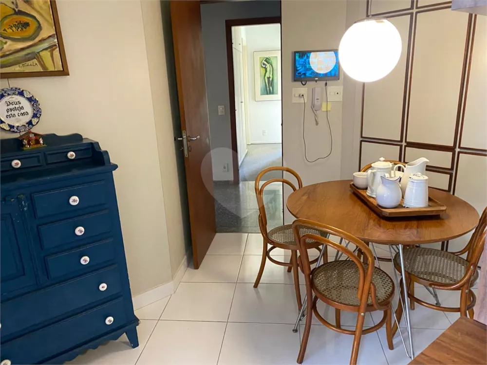 Apartamento, 3 quartos, 140 m² - Foto 2