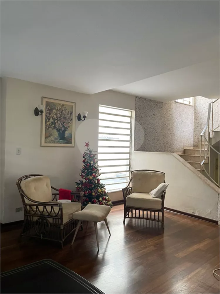 Sobrado, 5 quartos, 381 m² - Foto 1