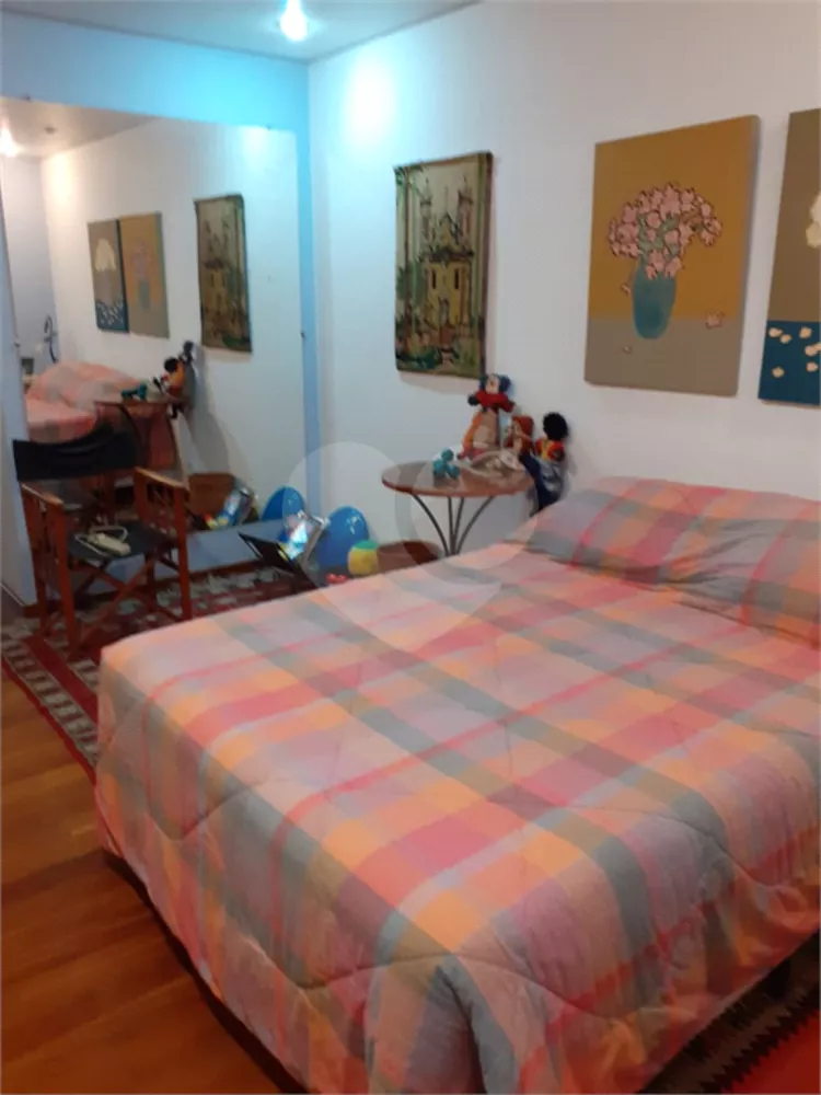 Apartamento, 3 quartos, 210 m² - Foto 1