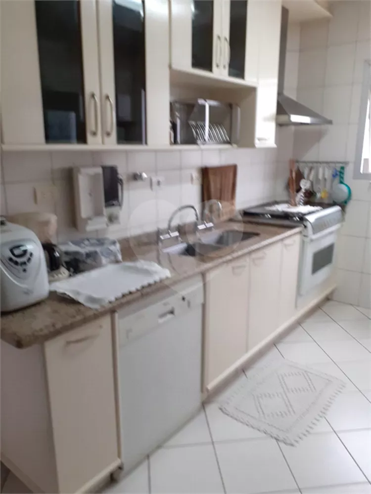 Apartamento, 3 quartos, 210 m² - Foto 2