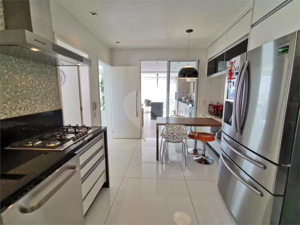 Apartamento, 3 quartos, 384 m² - Foto 1