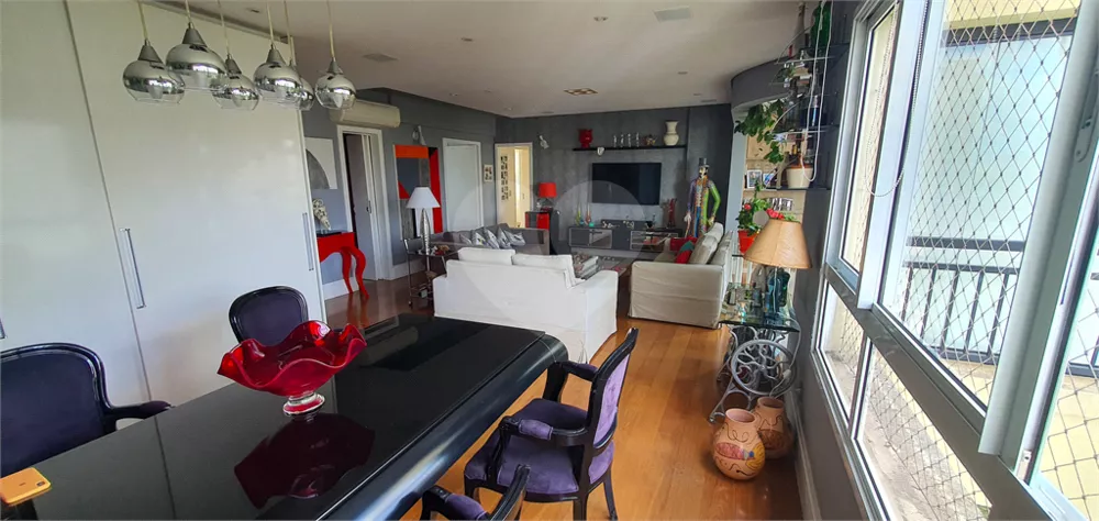 Apartamento, 3 quartos, 136 m² - Foto 2