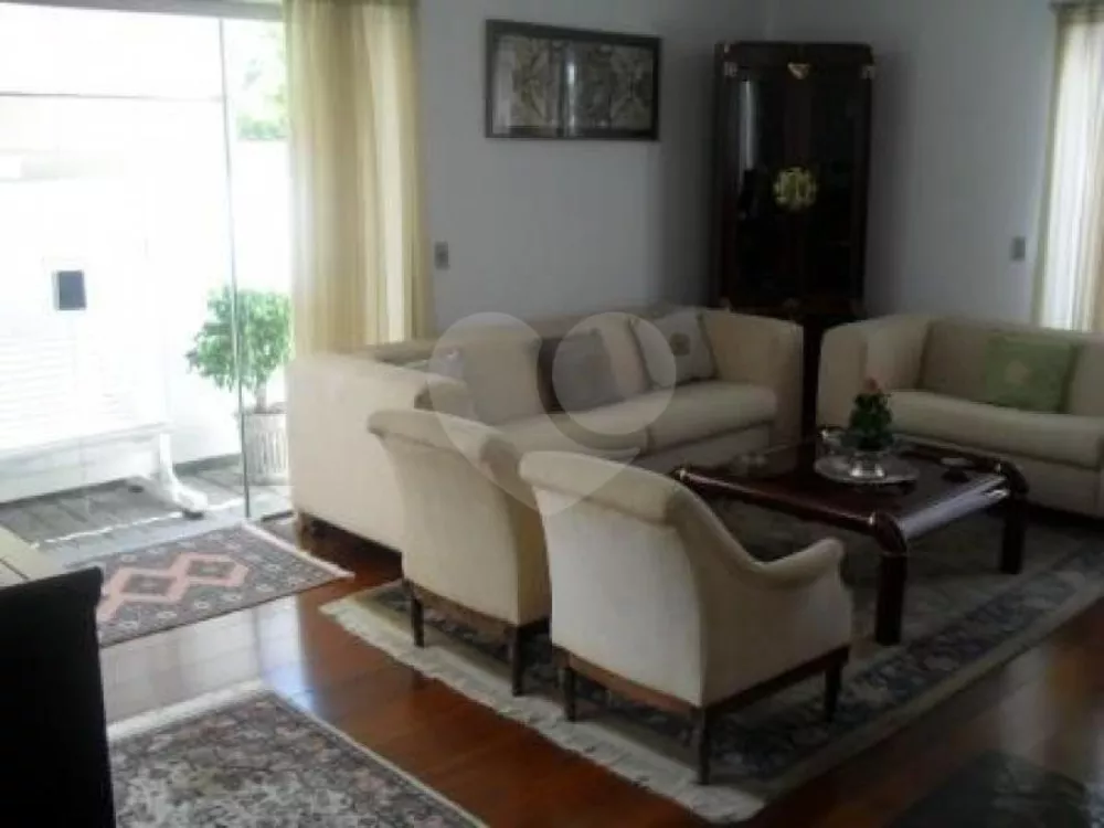 Sobrado, 3 quartos, 400 m² - Foto 1
