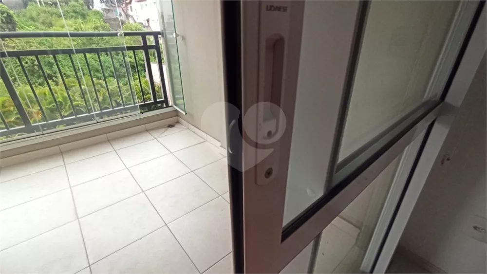 Apartamento, 1 quarto, 37 m² - Foto 2