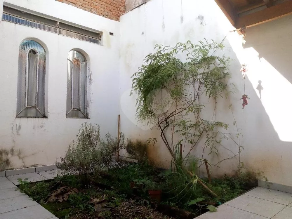 Casa, 6 quartos, 250 m² - Foto 2