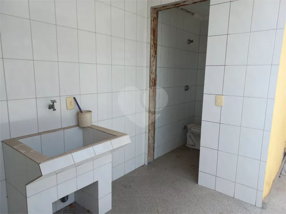Sobrado, 3 quartos, 288 m² - Foto 2