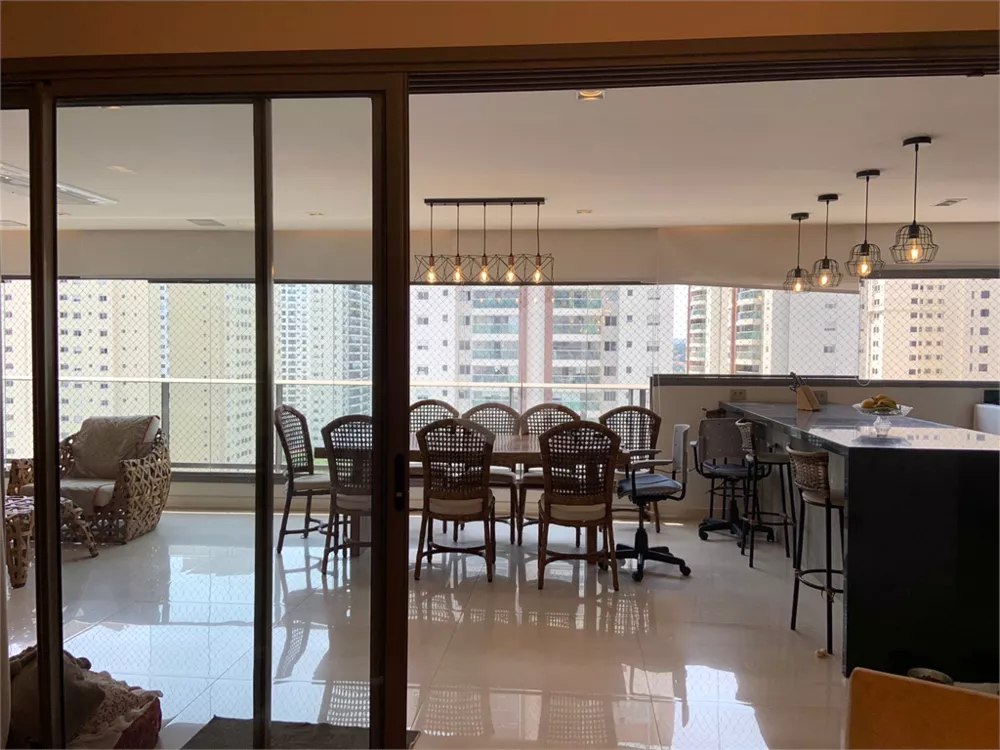 Apartamento, 3 quartos, 173 m² - Foto 1