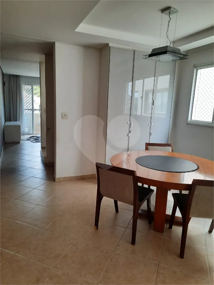 Sobrado, 3 quartos, 200 m² - Foto 1
