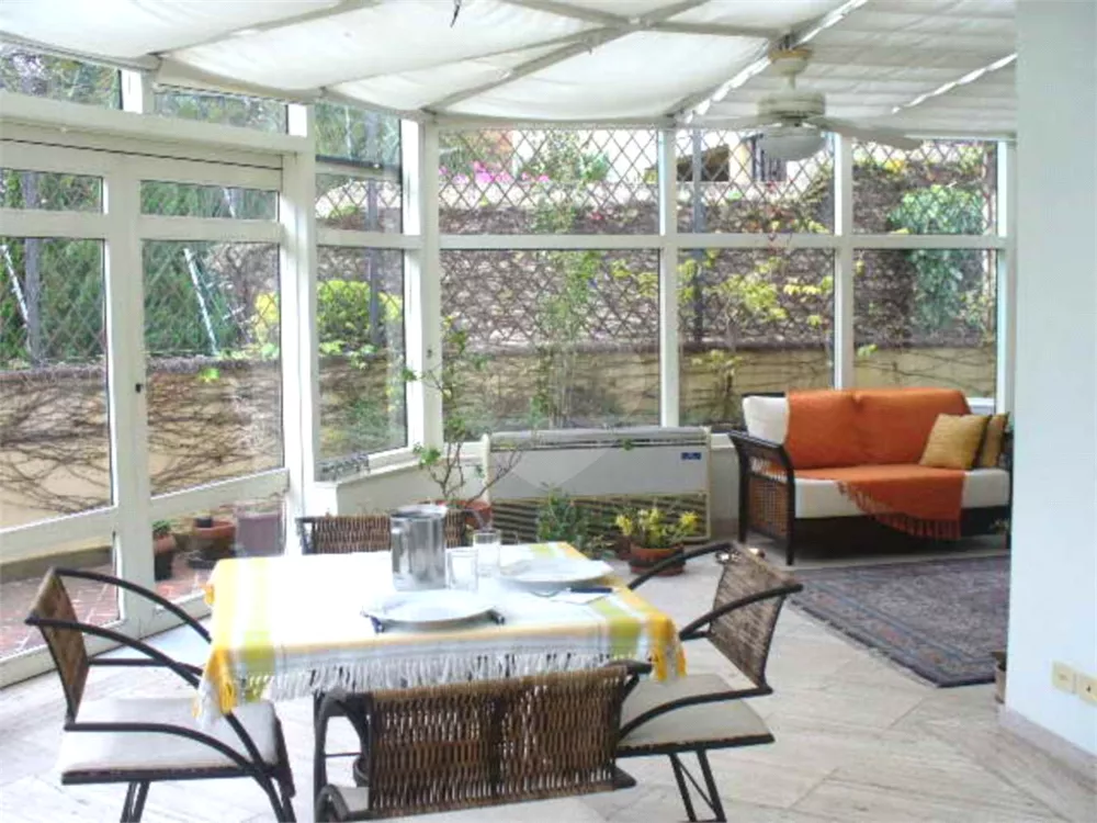 Sobrado, 3 quartos, 600 m² - Foto 1