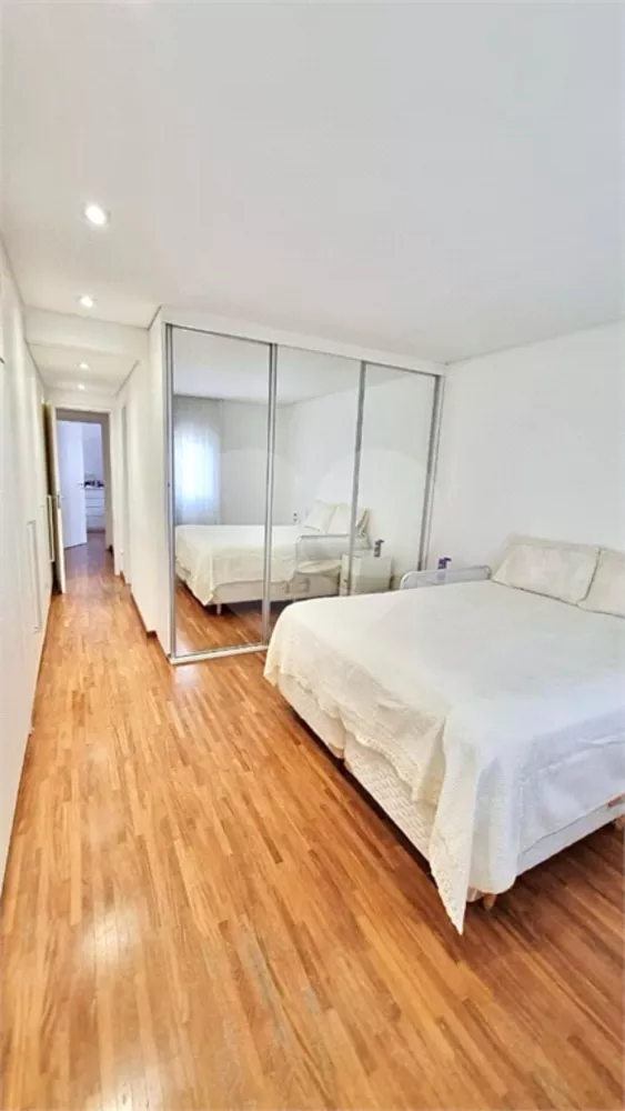 Apartamento, 3 quartos, 184 m² - Foto 2