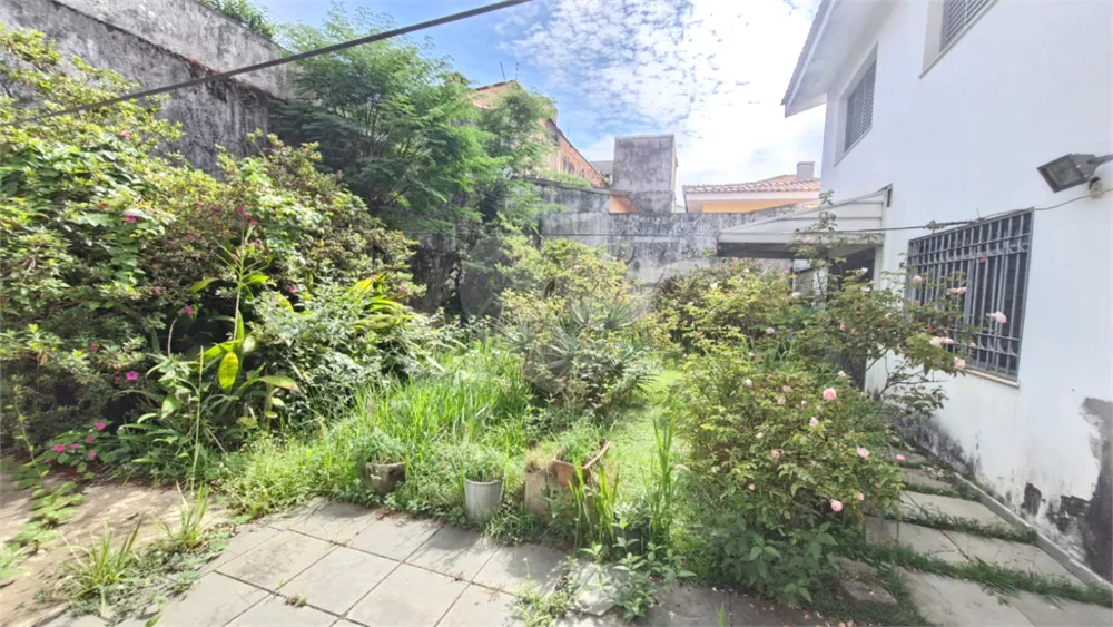Sobrado, 3 quartos, 210 m² - Foto 2