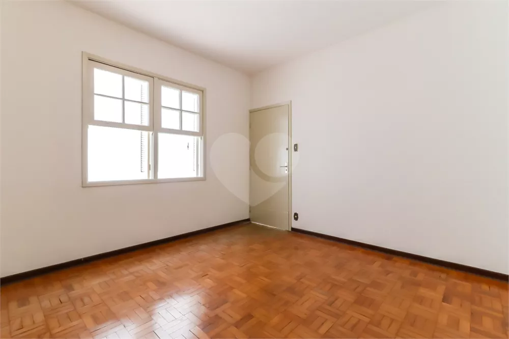 Casa, 3 quartos, 223 m² - Foto 1