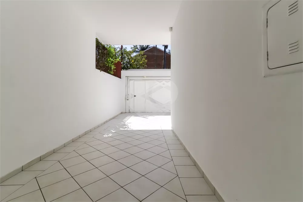 Casa, 3 quartos, 223 m² - Foto 4