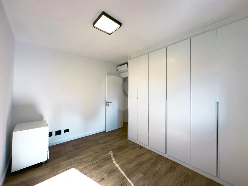 Cobertura, 3 quartos, 220 m² - Foto 3