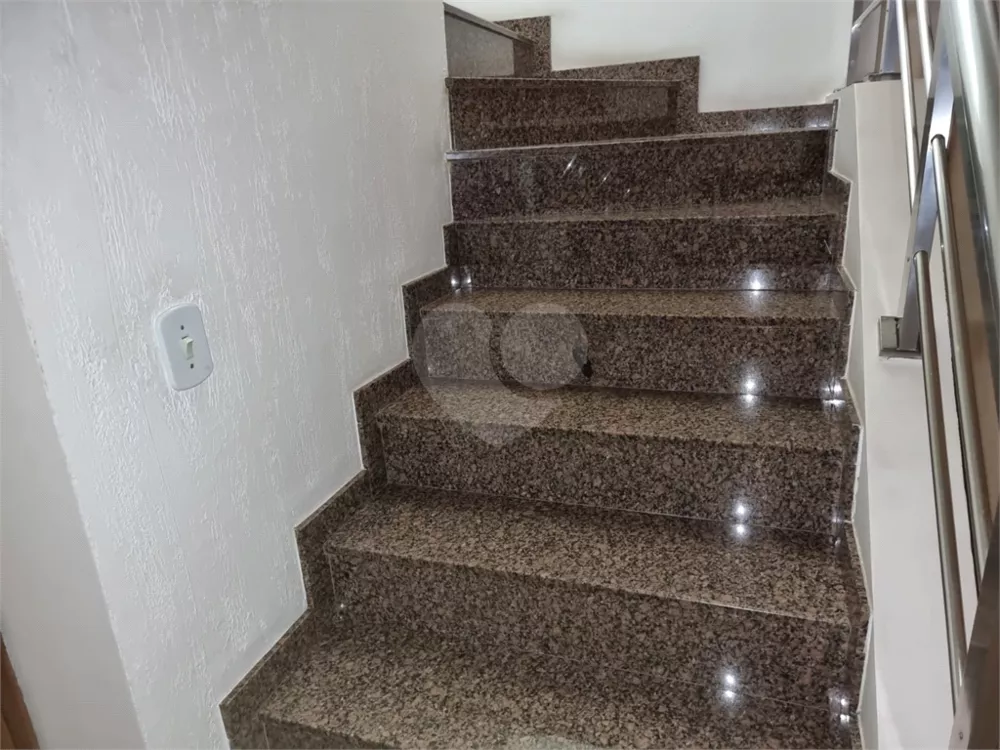 Sobrado, 3 quartos, 180 m² - Foto 2
