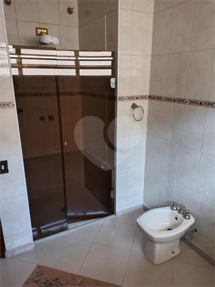Sobrado, 4 quartos, 323 m² - Foto 2