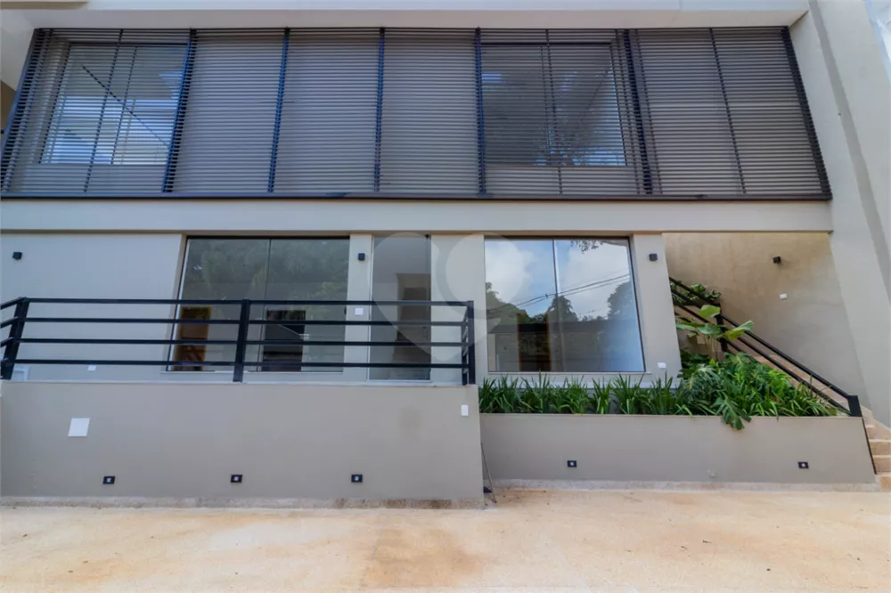 Casa, 4 quartos, 378 m² - Foto 2