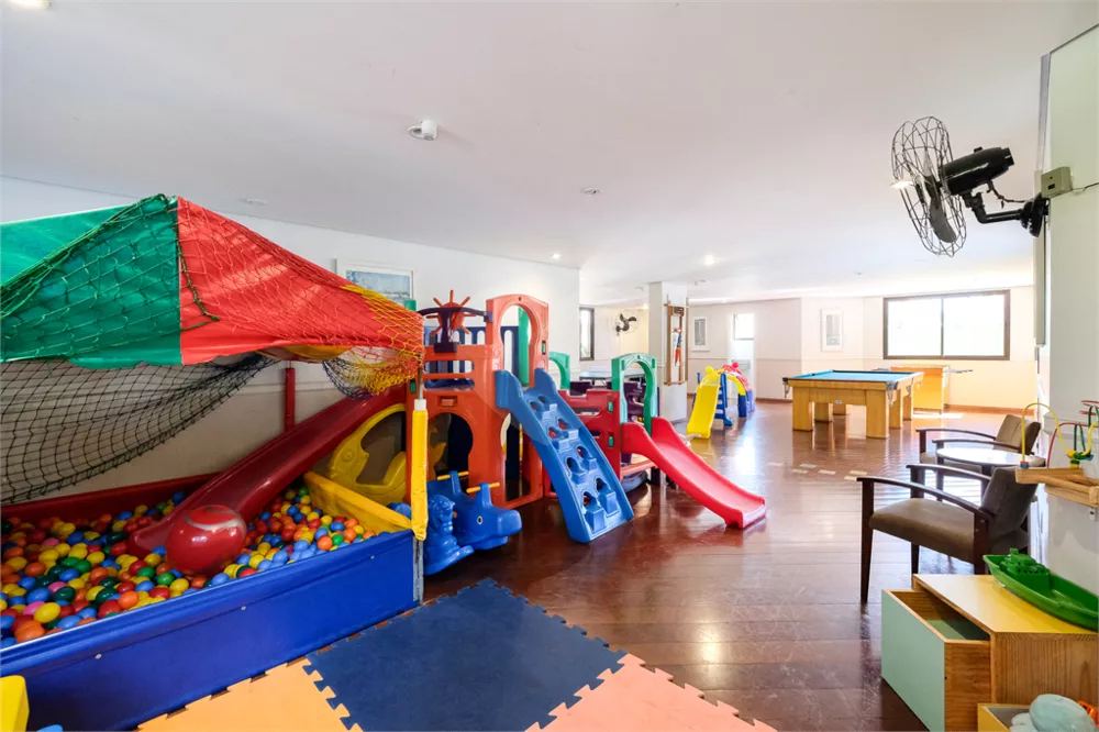 Apartamento, 3 quartos, 177 m² - Foto 1
