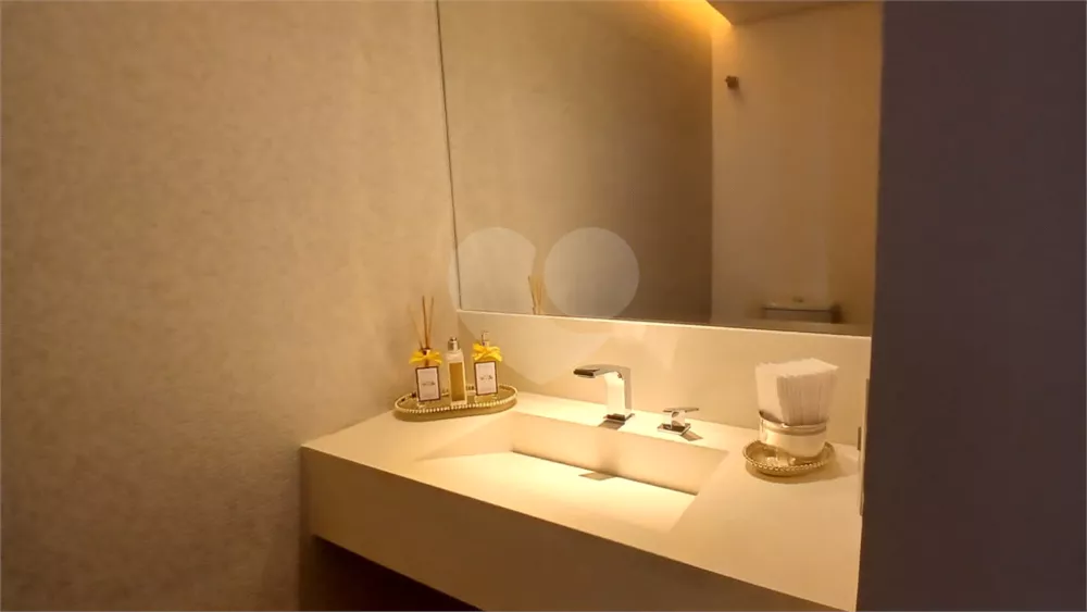 Apartamento, 3 quartos, 188 m² - Foto 2