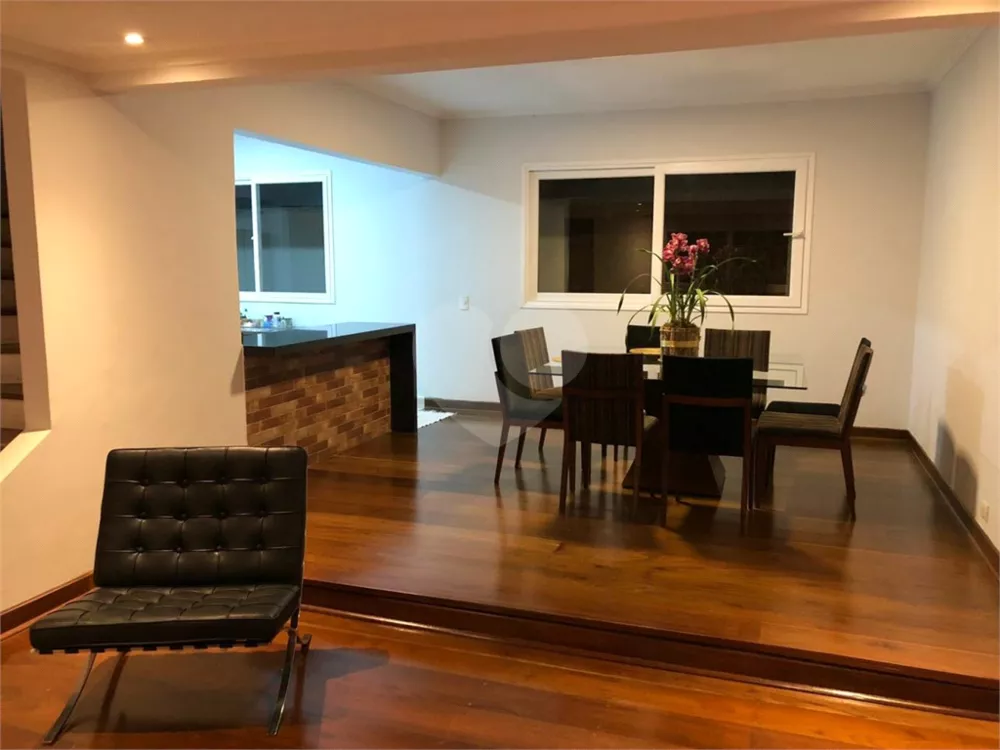 Casa, 5 quartos, 828 m² - Foto 1