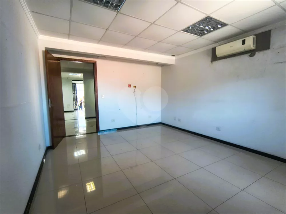Prédio Inteiro, 250 m² - Foto 1