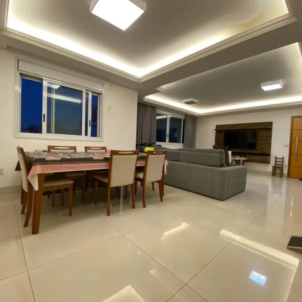 Apartamento, 3 quartos, 130 m² - Foto 1