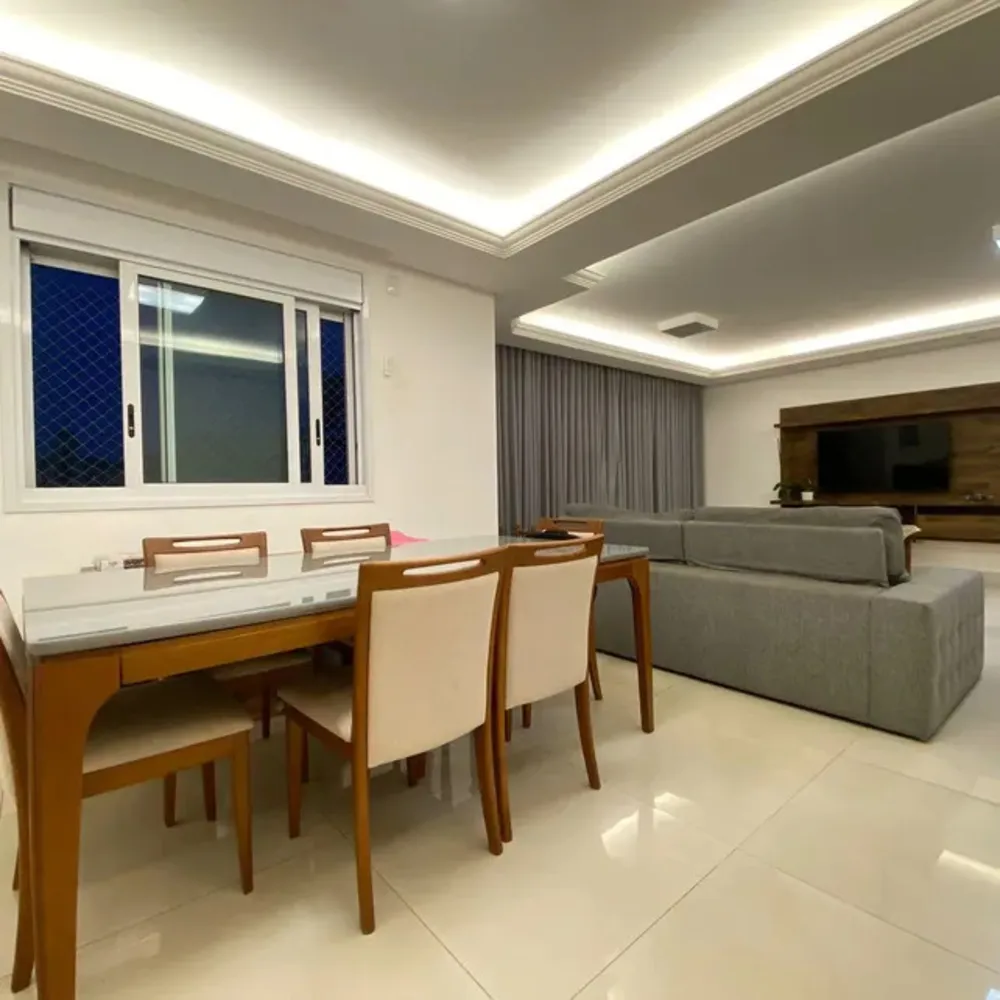 Apartamento, 3 quartos, 130 m² - Foto 2