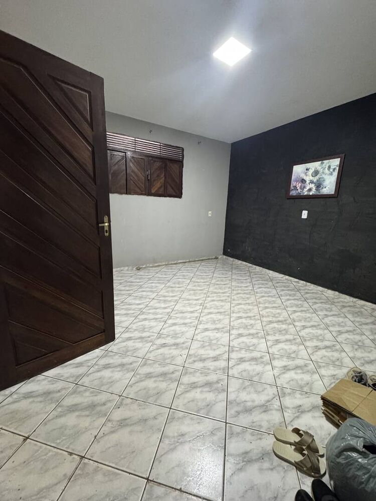 Casa para alugar com 3 quartos, 100m² - Foto 4