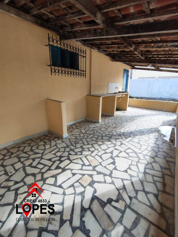 Casa à venda com 2 quartos, 600m² - Foto 11