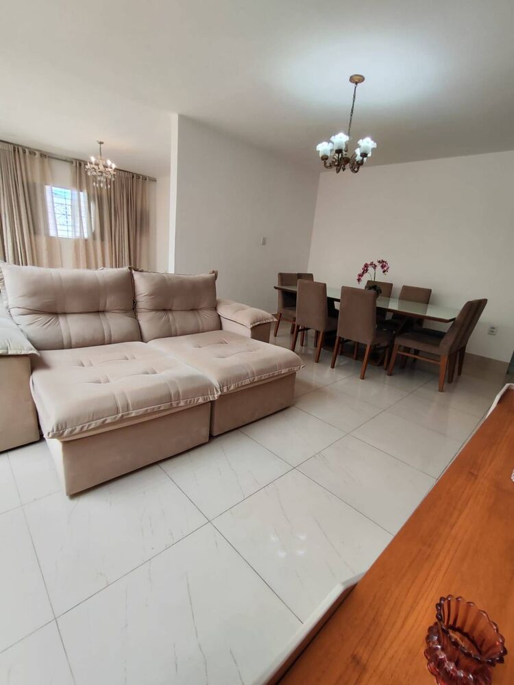 Casa à venda com 4 quartos, 250m² - Foto 7
