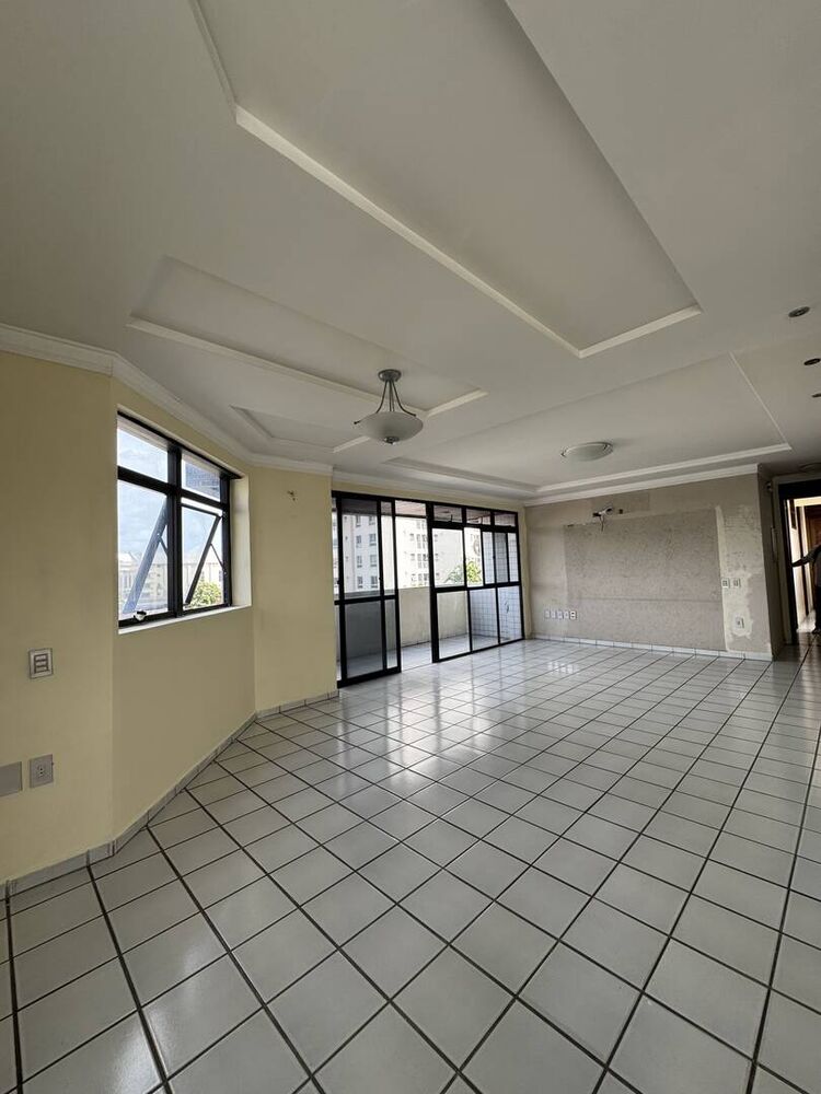 Apartamento à venda com 4 quartos, 180m² - Foto 5