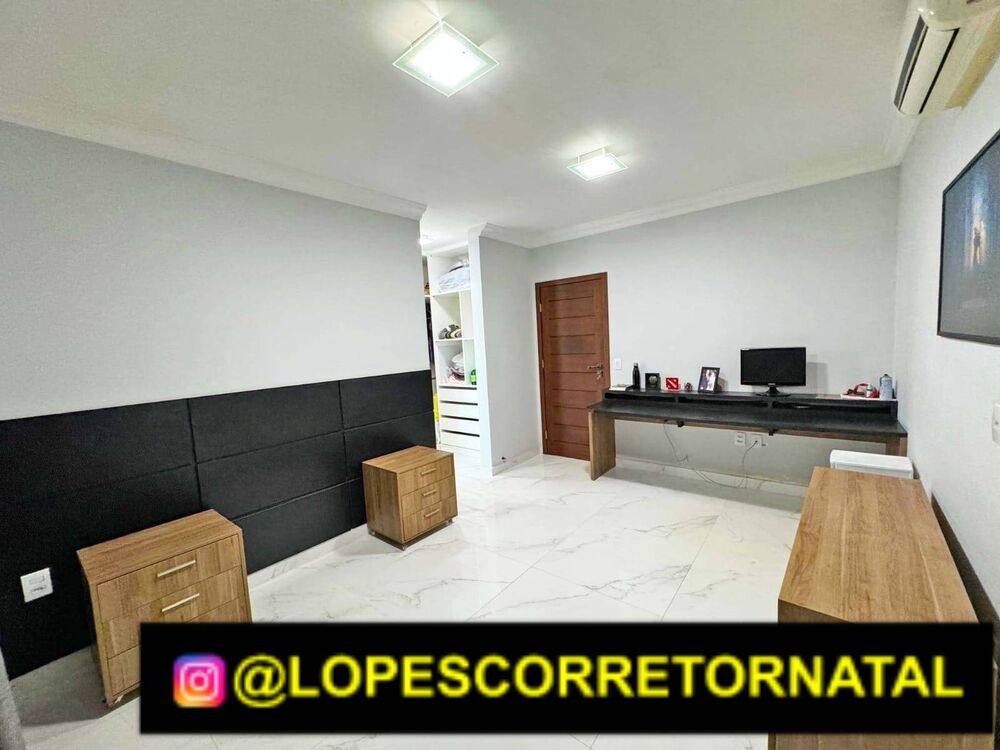 Casa à venda com 5 quartos, 342m² - Foto 13