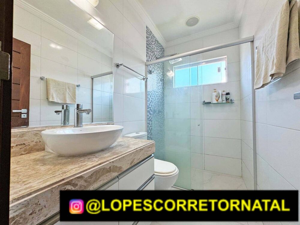 Casa à venda com 5 quartos, 342m² - Foto 5