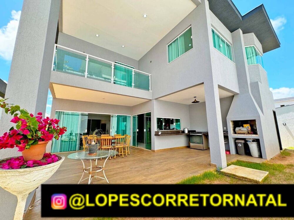 Casa à venda com 5 quartos, 342m² - Foto 2