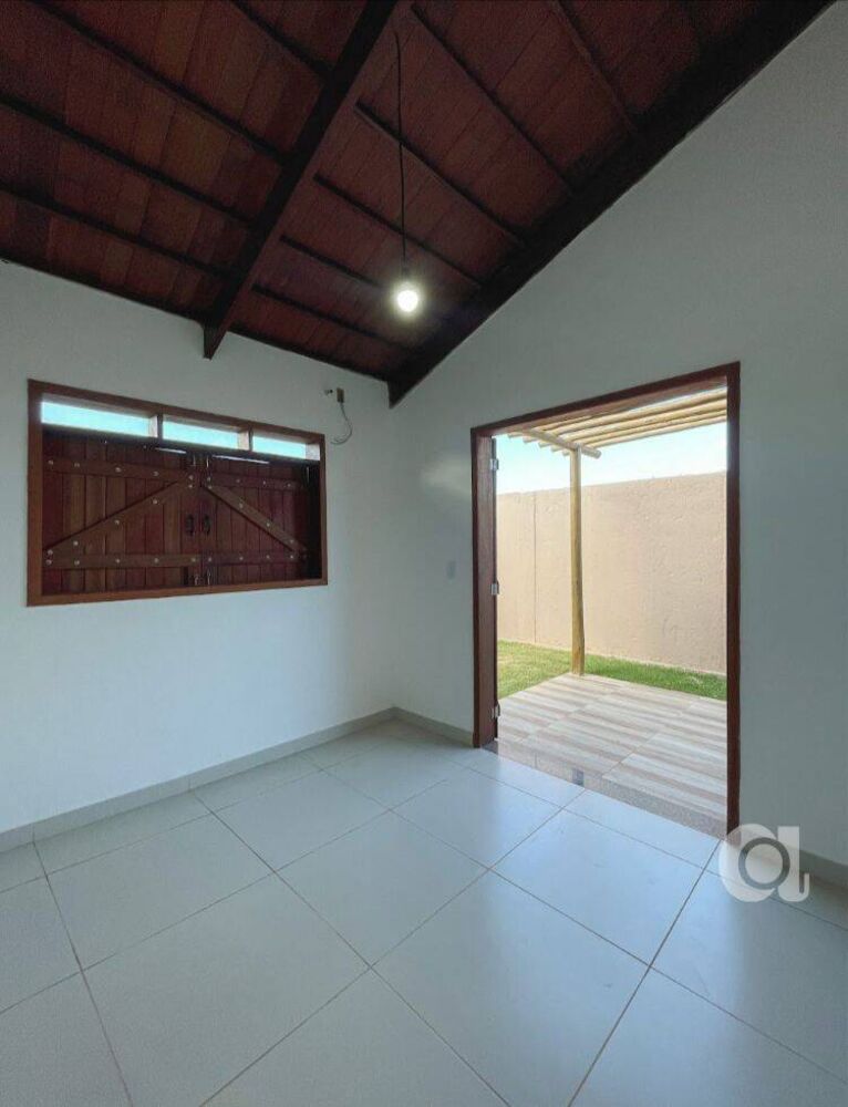 Casa à venda com 2 quartos, 71m² - Foto 6