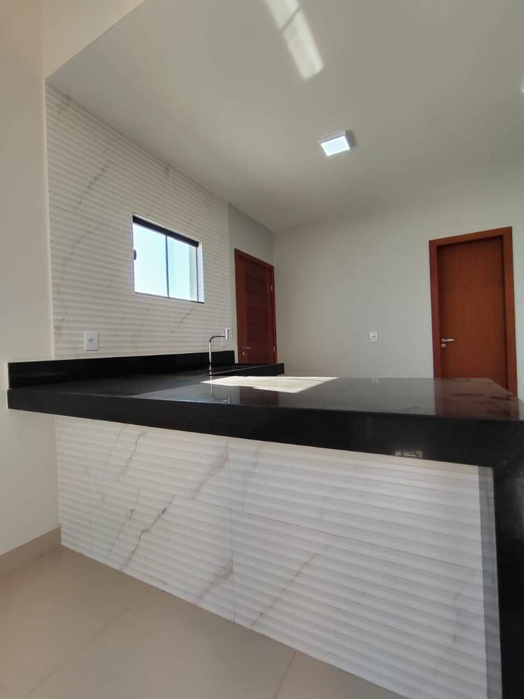 Casa à venda com 3 quartos, 150m² - Foto 7
