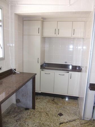 Apartamento à venda com 3 quartos, 97m² - Foto 4