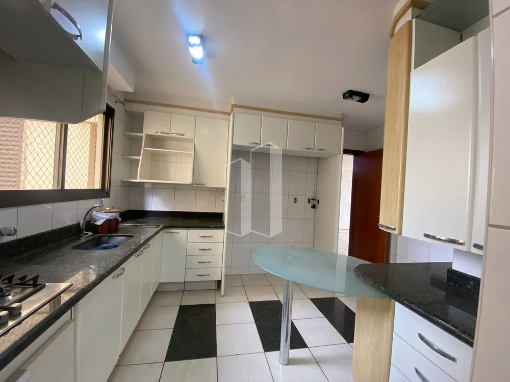 Apartamento, 3 quartos, 134 m² - Foto 4