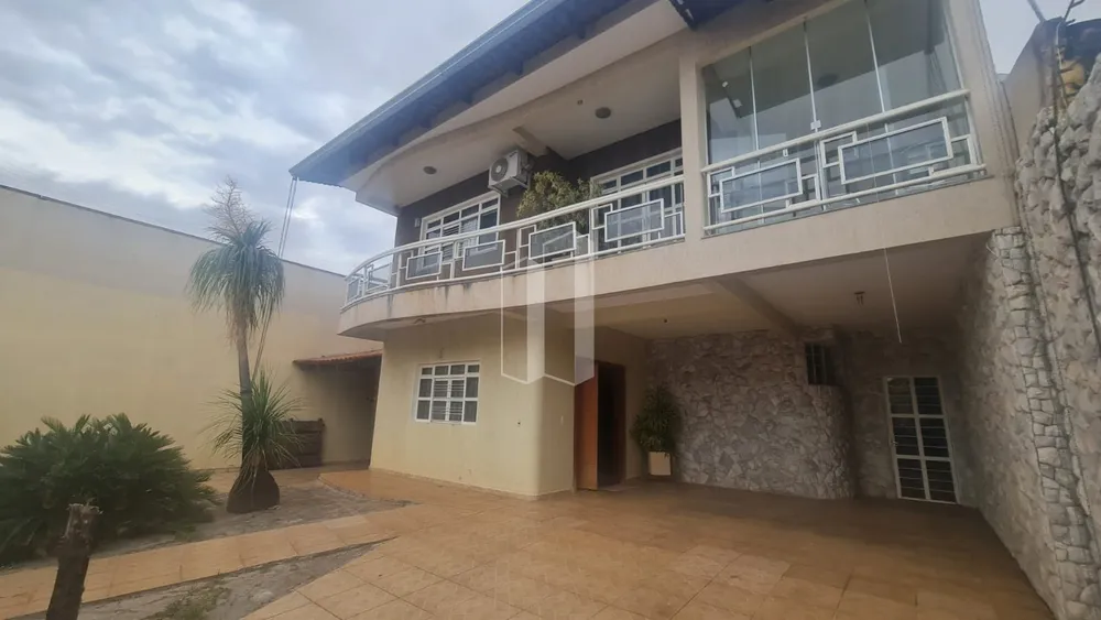 Casa, 5 quartos, 441 m² - Foto 2