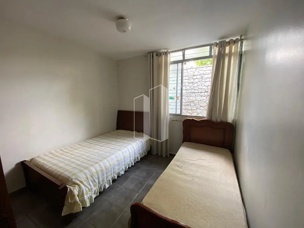 Casa, 5 quartos, 164 m² - Foto 2